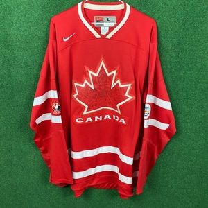 Rare Nike Team Canada 2010 Vancouver Olympics NHL